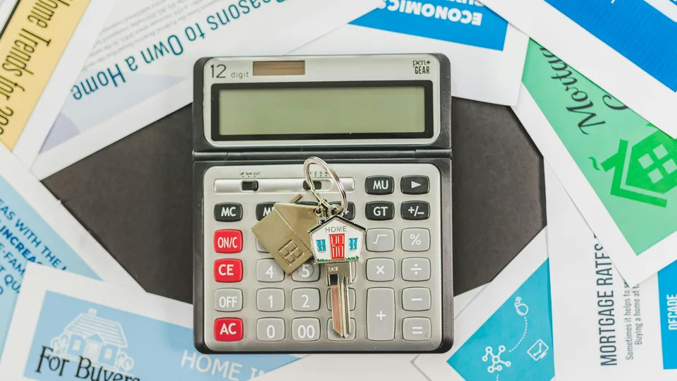 Velofy negative gearing calculator showing grandfathering check with 7:30pm 12 May 2026 contract date toggle